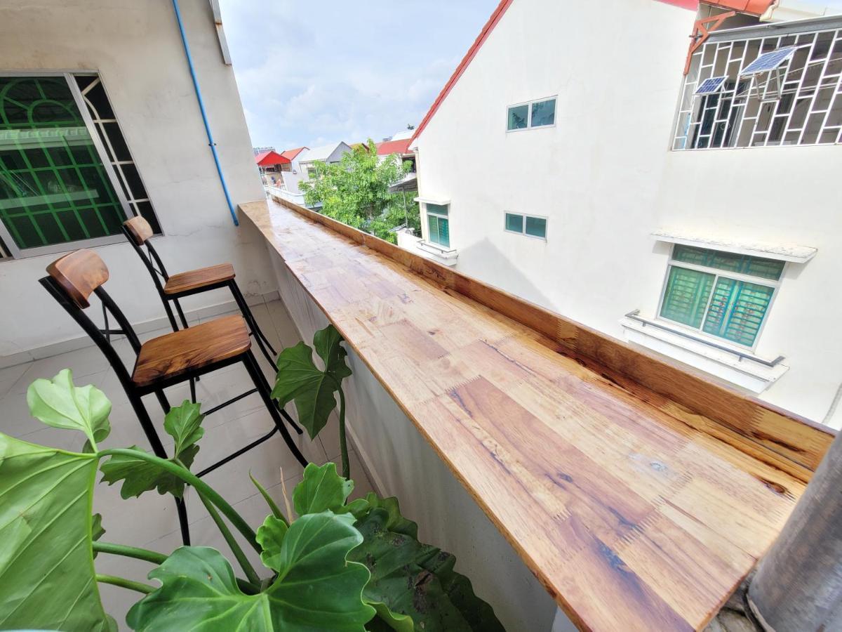 Yana House Phnom Penh Hotel Eksteriør billede