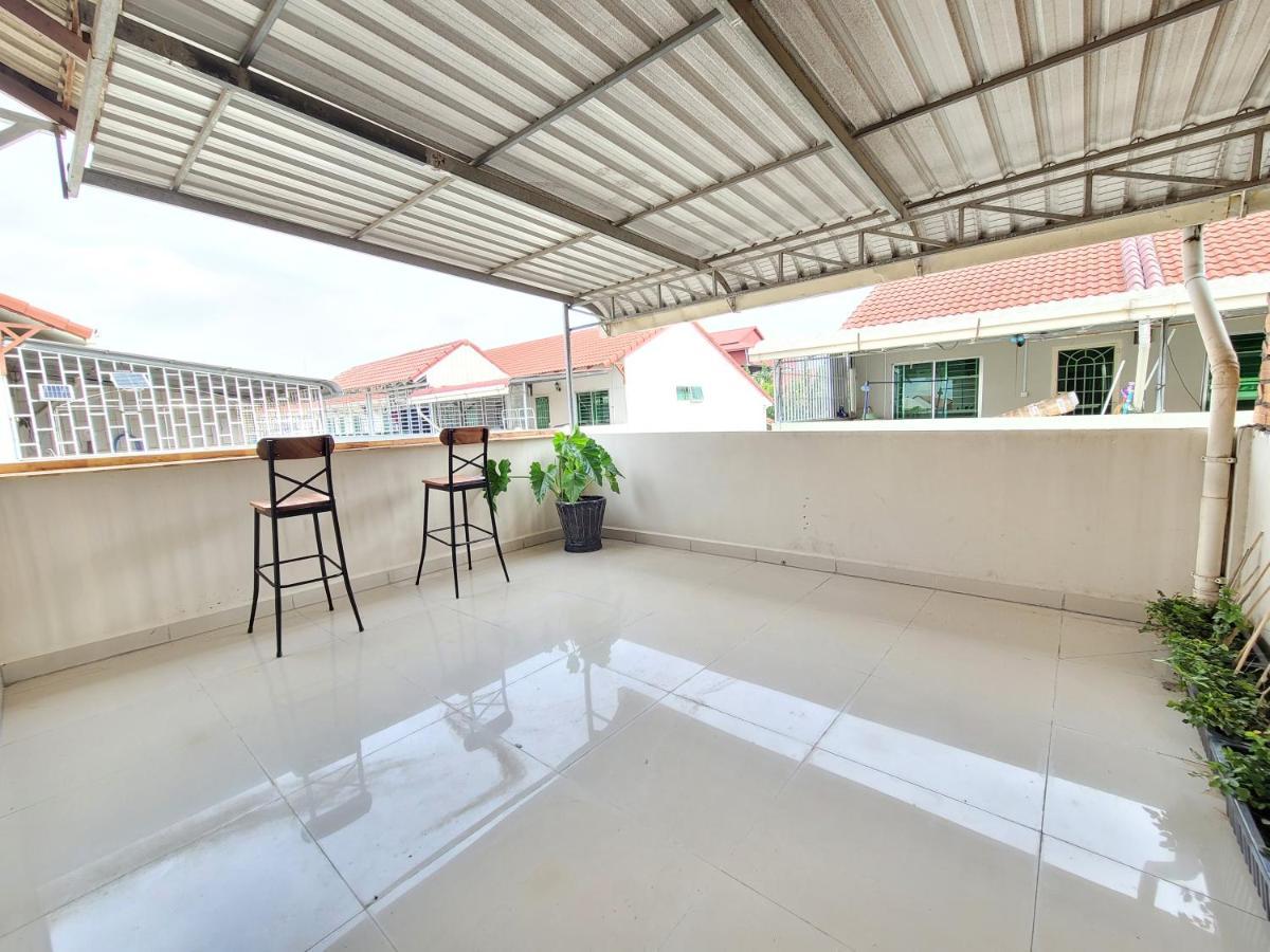Yana House Phnom Penh Hotel Eksteriør billede